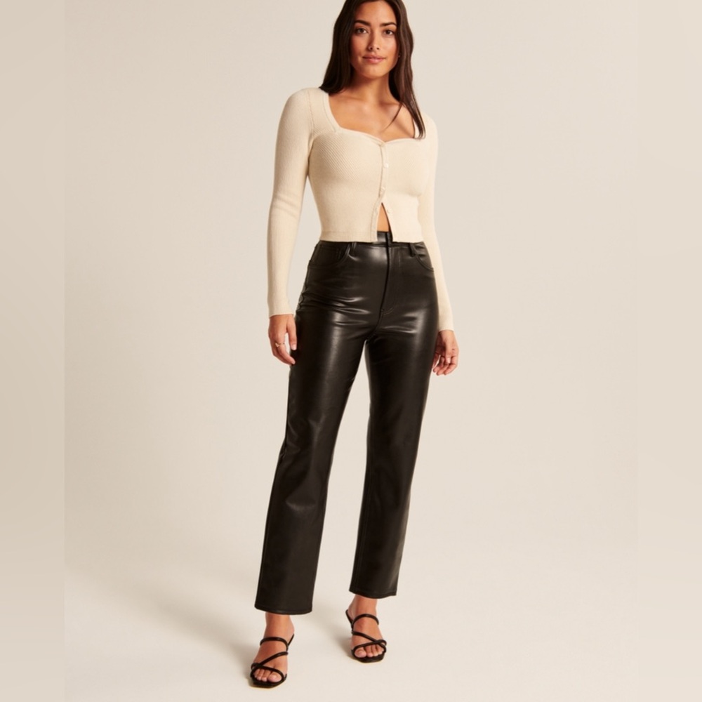 Abercrombie & Fitch Vegan Leather Curve Love Ankle Straight Pant